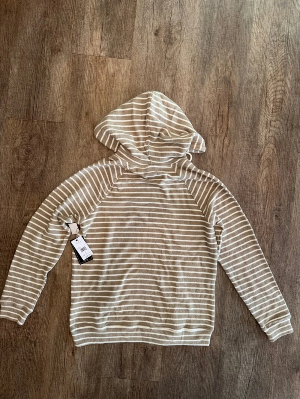 Volcom Hoodie - Picture 2 of 4